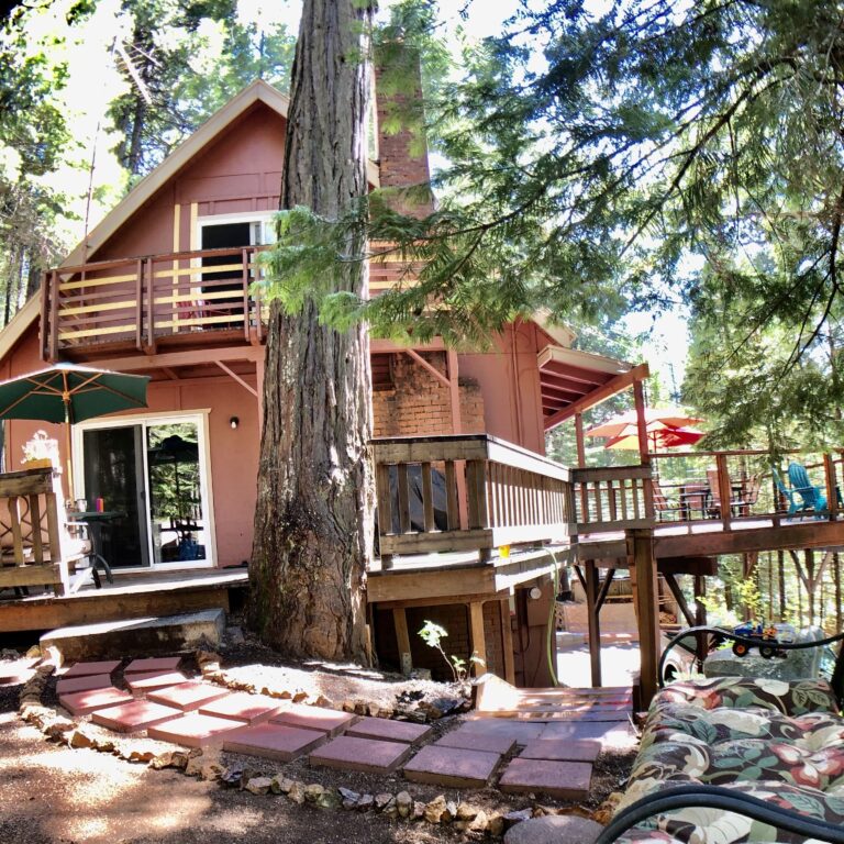 Book Direct The Lakewood Cabin Stay In Arnold